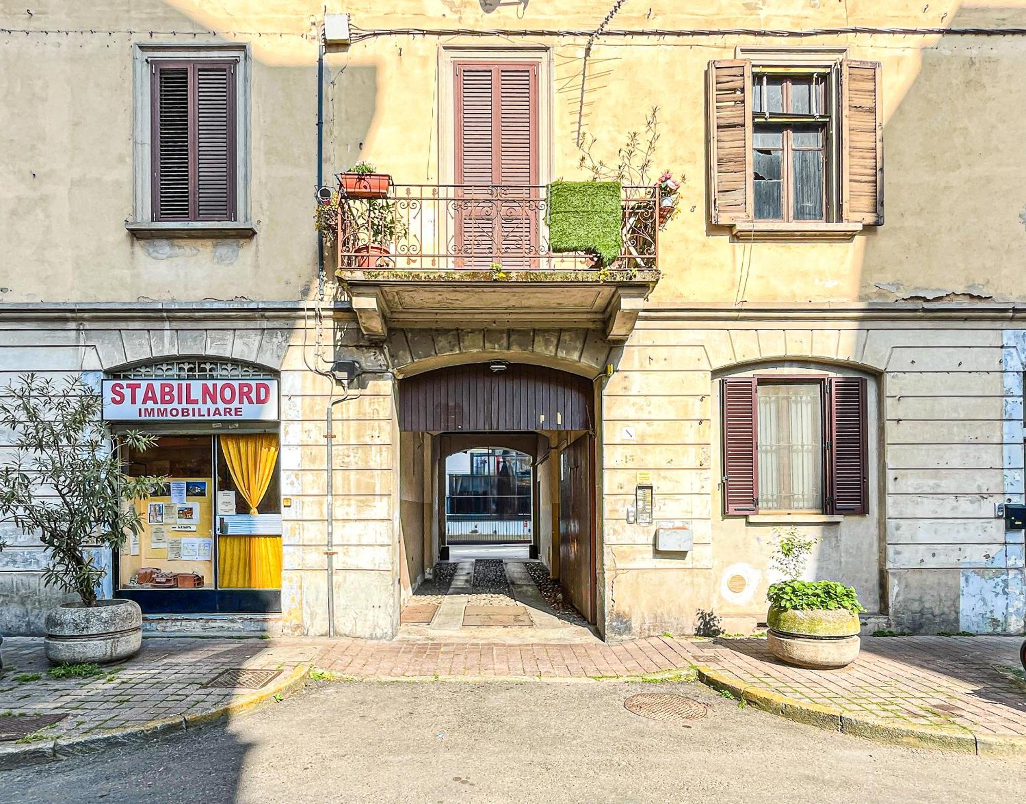 Along The Canal Smart Flat Naviglio - 4 People Corsico Luaran gambar